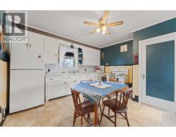 121 DIVISION STREET South - 13