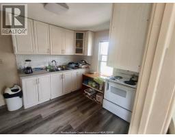 95 GILES BOULEVARD East - 11