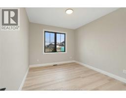 2524 MAYFAIR - 28