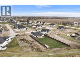 2524 MAYFAIR - 44