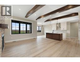 2524 MAYFAIR - 9