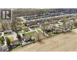 673 VICTORY STREET - 12