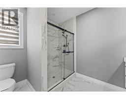 78 Redwood AVENUE - 16