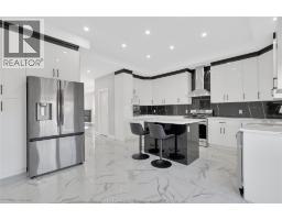 1320 GRAND MARAIS ROAD East - 10
