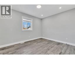 1320 GRAND MARAIS ROAD East - 16