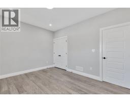 1320 GRAND MARAIS ROAD East - 17