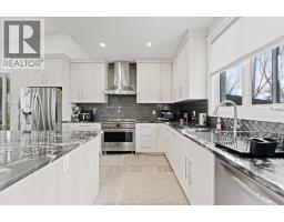 2585 KENORA STREET - 11