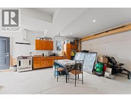 2585 KENORA STREET - 22