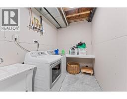 2585 KENORA STREET - 36