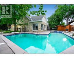 323 TALBOT STREET South - 2