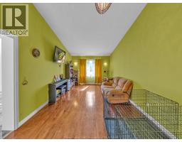 1098 STONEYBROOK CRESCENT - 34