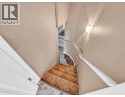 1098 STONEYBROOK CRESCENT - 35