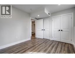 36 Victoria AVENUE South - 14