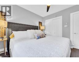 1515 PARENT AVENUE - 21