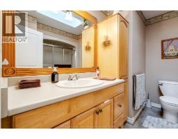 25 Regatta DRIVE - 18