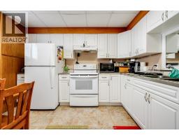 25 Regatta DRIVE - 26