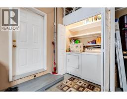 25 Regatta DRIVE - 34
