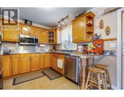 25 Regatta DRIVE - 8