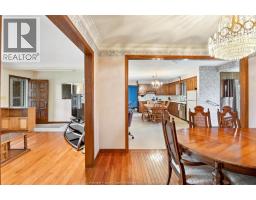 1565 ROXBOROUGH - 5