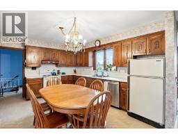 1565 ROXBOROUGH - 8