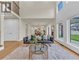569 HOLBURN - 18