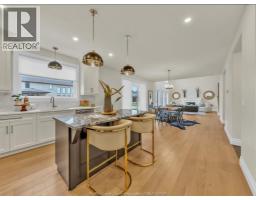 569 HOLBURN - 25
