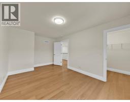 569 HOLBURN - 42