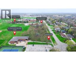 276 FAIRWAY CRES - 42