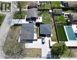 3401 ROXBOROUGH - 2