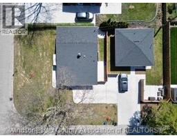 3401 ROXBOROUGH - 6