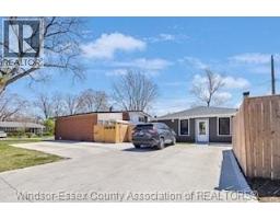3401 ROXBOROUGH - 8