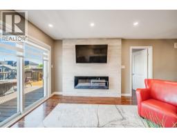 412 ROSEWOOD DRIVE - 10