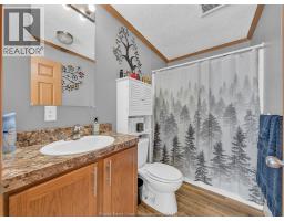 1 OAK COURT - 23