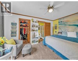 1 OAK COURT - 26