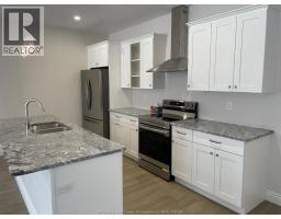 54 CALLAMS BAY CRESCENT - 2