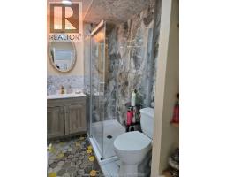 1175 CAMPBELL - 16