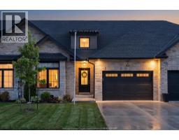 211 LIVINGSTONE CRESCENT - 1
