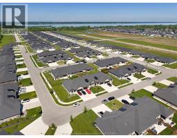 211 LIVINGSTONE CRESCENT - 34