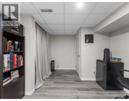 46 Brush CRESCENT - 31