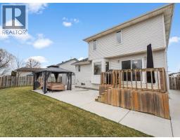 46 Brush CRESCENT - 37