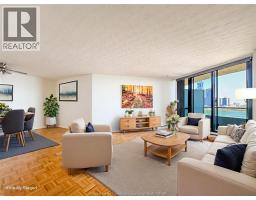 111 Riverside DRIVE East UnitNo. 1116 - 4