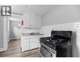 374 CAMPBELL - 11