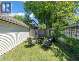 908 WINDERMERE ROAD - 12