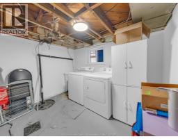 908 WINDERMERE ROAD - 44