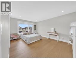 192 WHELAN DRIVE - 31