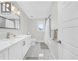 192 WHELAN DRIVE - 33