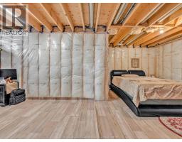 192 WHELAN DRIVE - 41