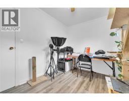 329 PARKSIDE DRIVE - 8