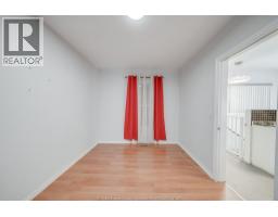 1054 OAK STREET - 11