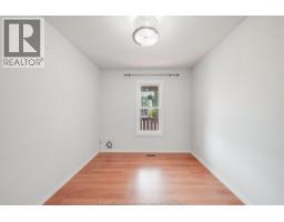 1054 OAK STREET - 16